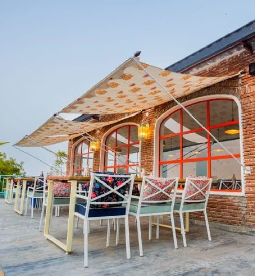 Restaurant - Outside